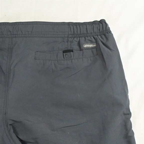 Eddie Bauer XL x 9"‎ Gray Travex Tech Travel Cargo Shorts - Picture 4 of 5